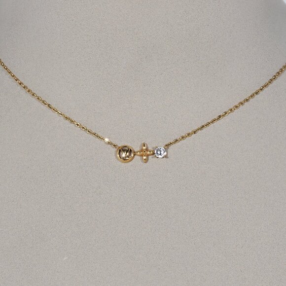 Louis Vuitton Essential V Flower Necklace in Gold-Tone with Crystal - Picture 1 of 8